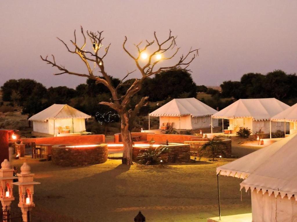 Golden Sandstone Hotel Desert Safari Camp Jaisalmer Dış mekan fotoğraf