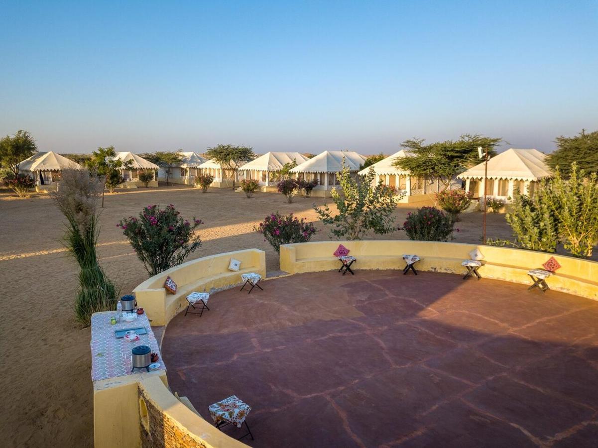 Golden Sandstone Hotel Desert Safari Camp Jaisalmer Dış mekan fotoğraf